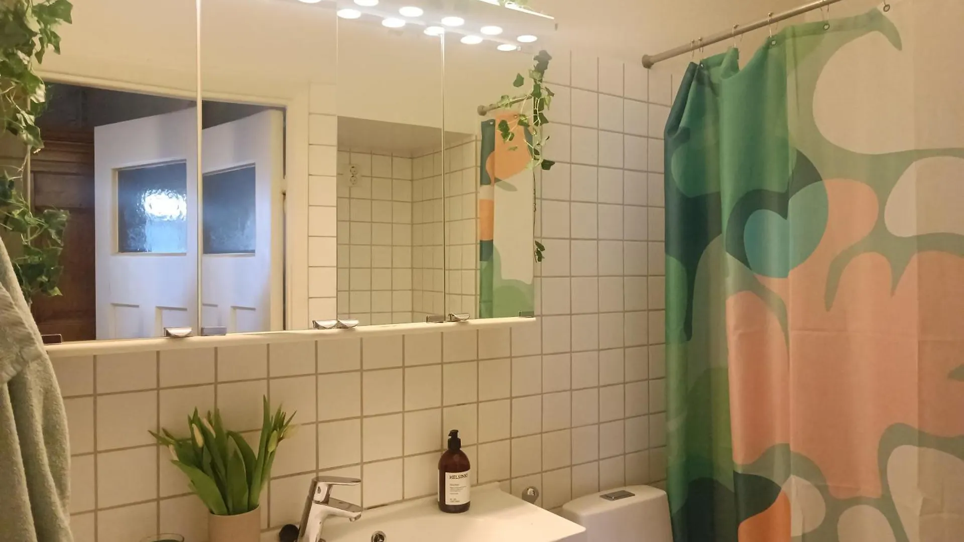 Apartment Cozy 1-Br In Central Helsinki